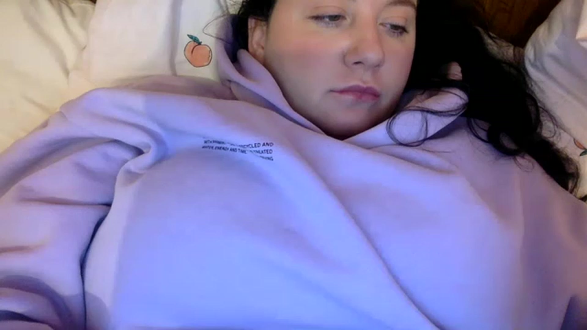 Gallery image thumbnail from Pandabella's myfreecams stream on, 08/17/2023, 23:04 image 16 of 20