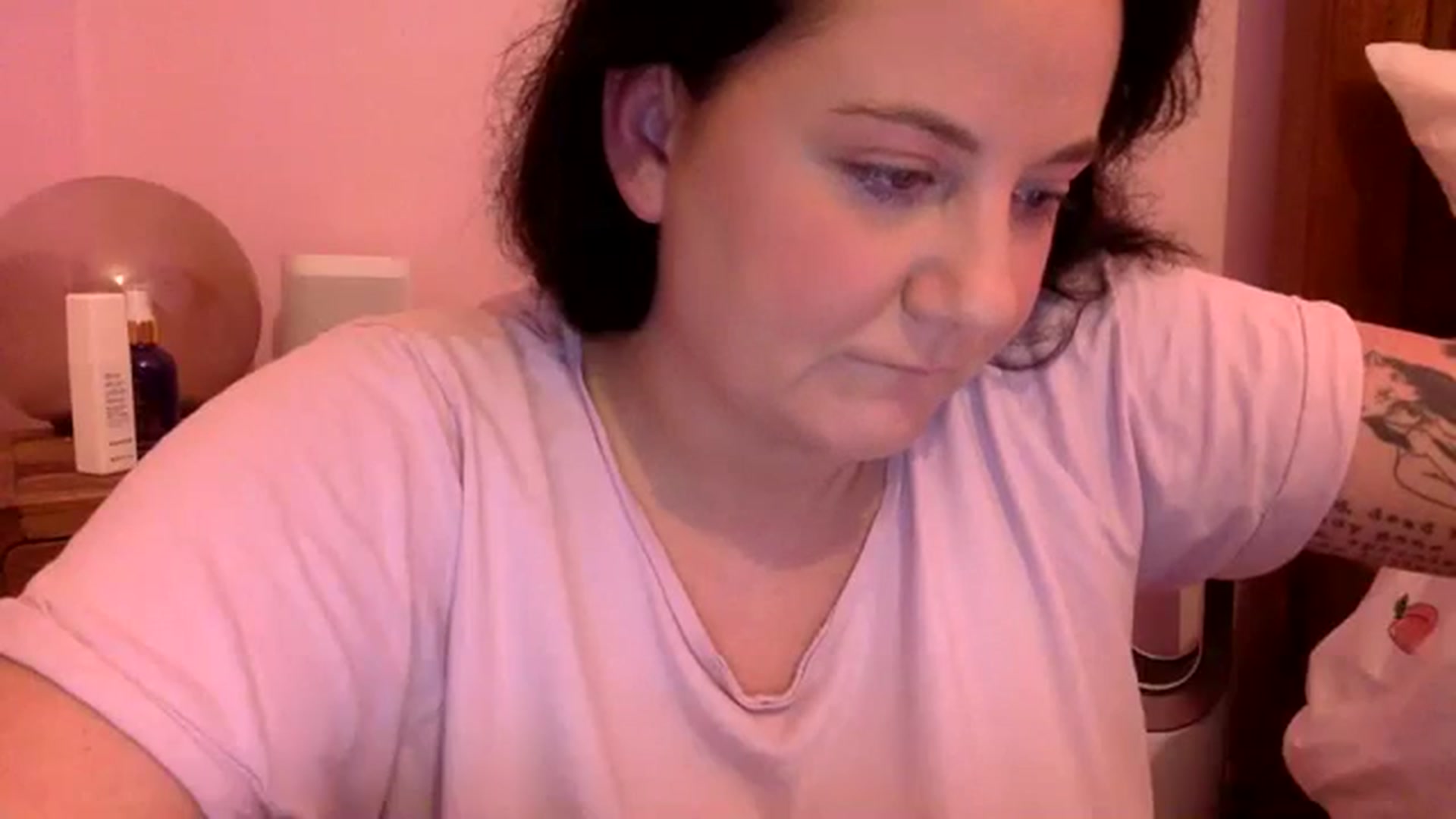 Gallery image thumbnail from Pandabella's myfreecams stream on, 08/18/2023, 23:45 image 11 of 20