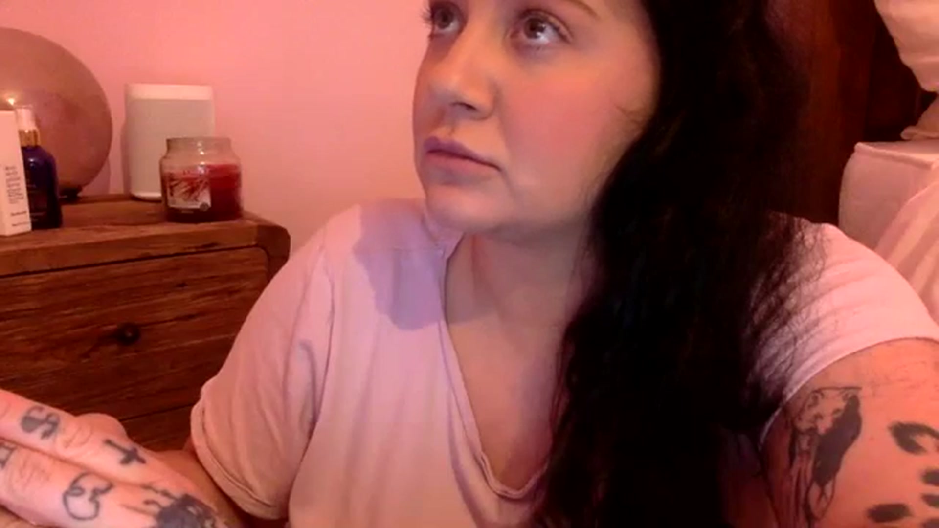 Gallery image thumbnail from Pandabella's myfreecams stream on, 08/18/2023, 23:45 image 4 of 20