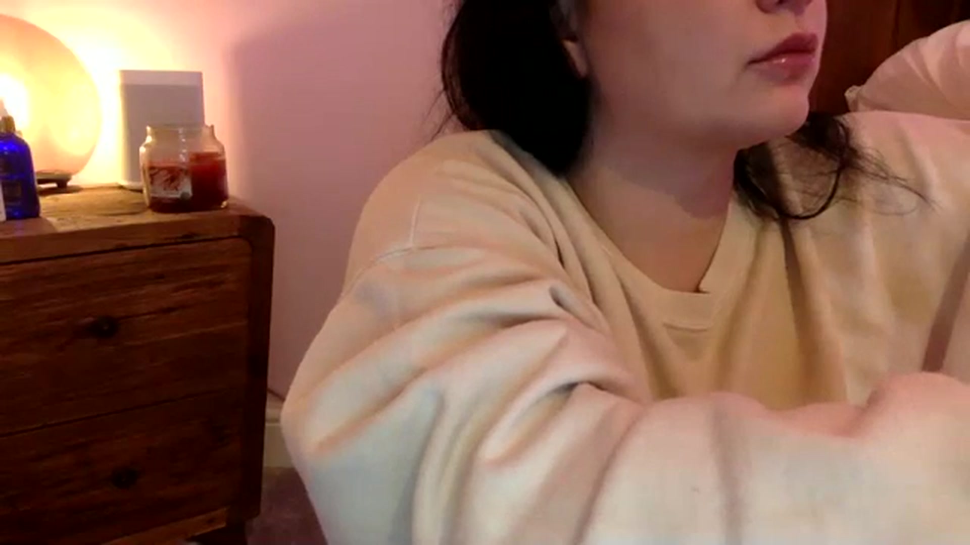 Gallery image thumbnail from Pandabella's myfreecams stream on, 08/19/2023, 21:48 image 2 of 20