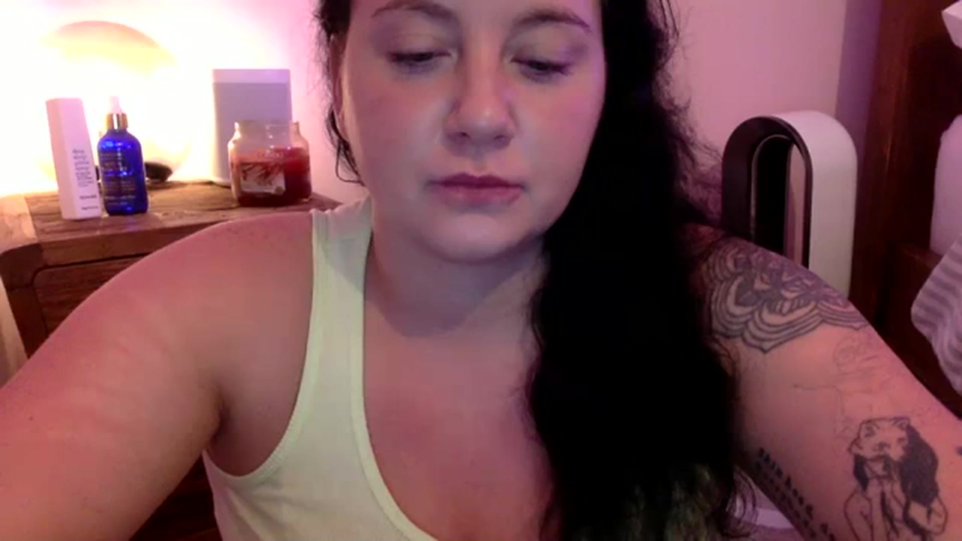 Gallery image thumbnail from Pandabella's myfreecams stream on, 08/24/2023, 24:27 image 8 of 20