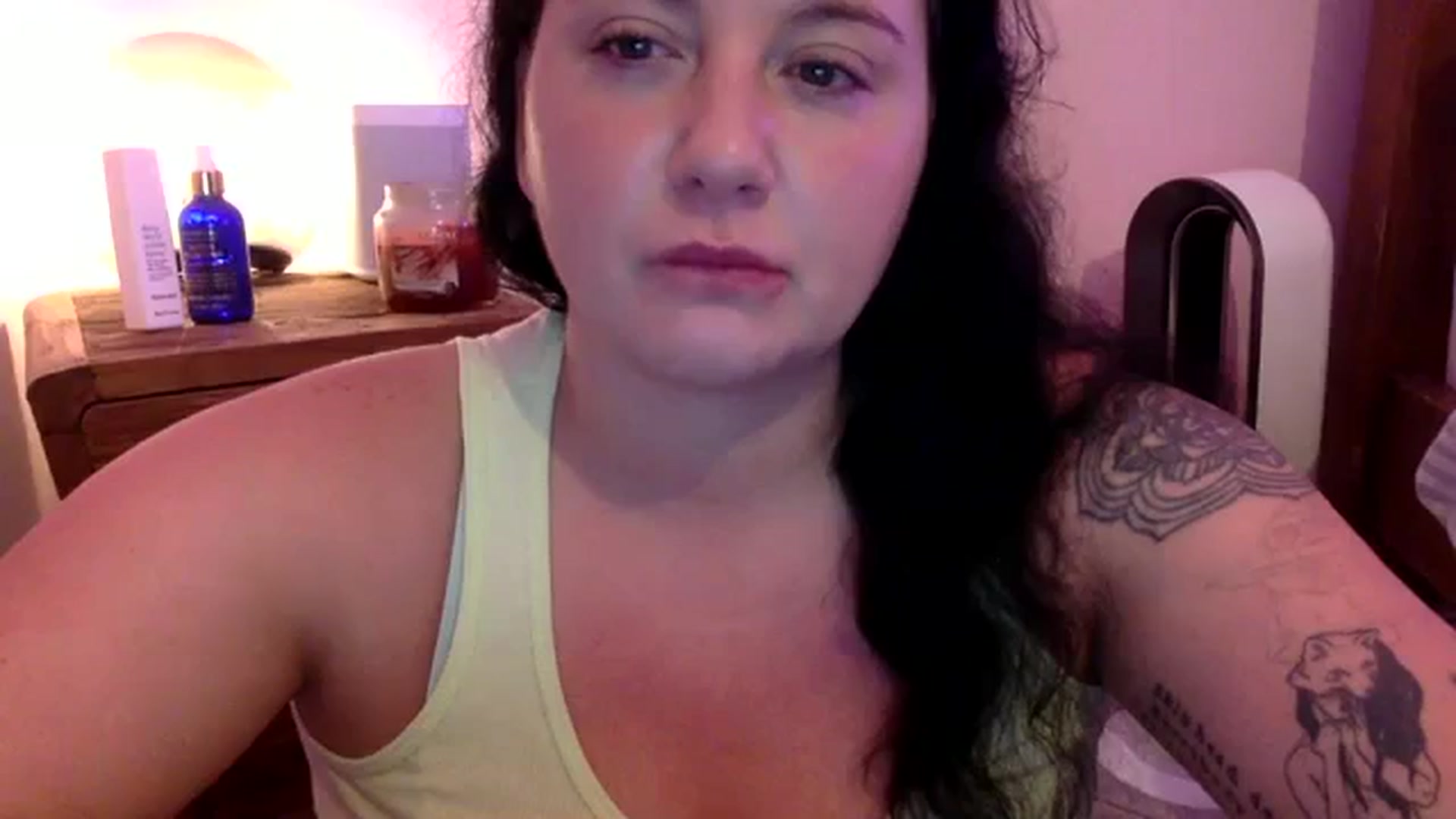 Gallery image thumbnail from Pandabella's myfreecams stream on, 08/24/2023, 24:27 image 1 of 20