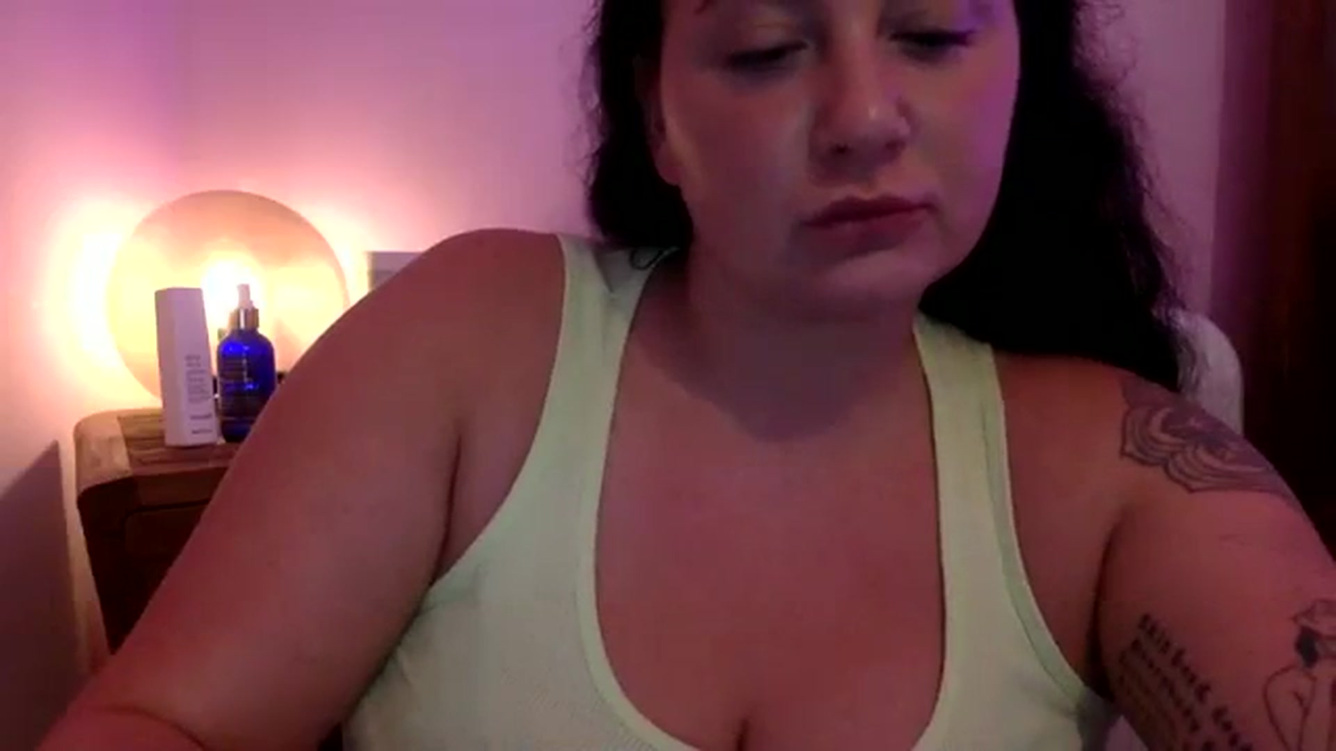 Gallery image thumbnail from Pandabella's myfreecams stream on, 08/24/2023, 24:27 image 20 of 20