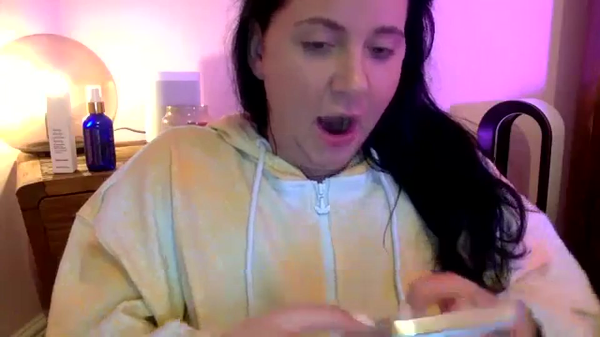 Gallery image thumbnail from Pandabella's myfreecams stream on, 09/14/2023, 21:21 image 17 of 20