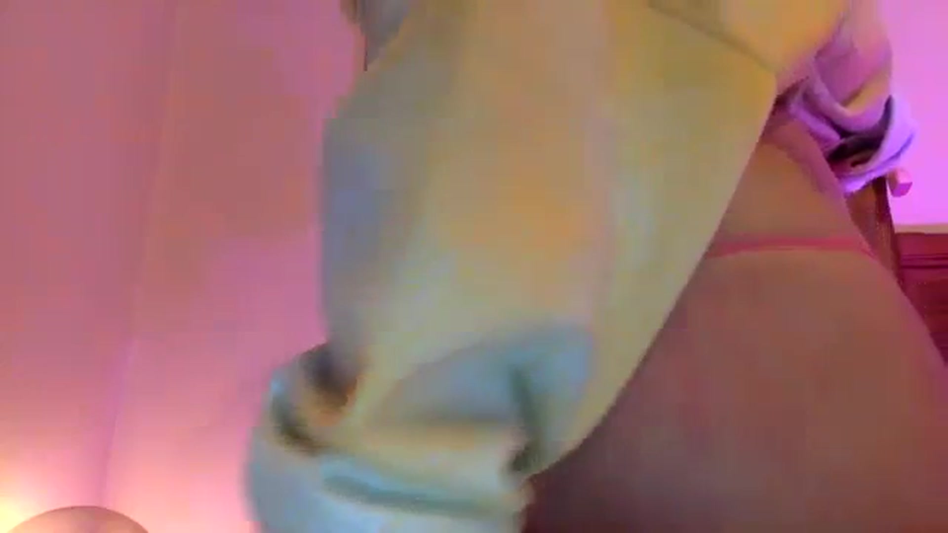 Gallery image thumbnail from Pandabella's myfreecams stream on, 09/14/2023, 21:21 image 14 of 20