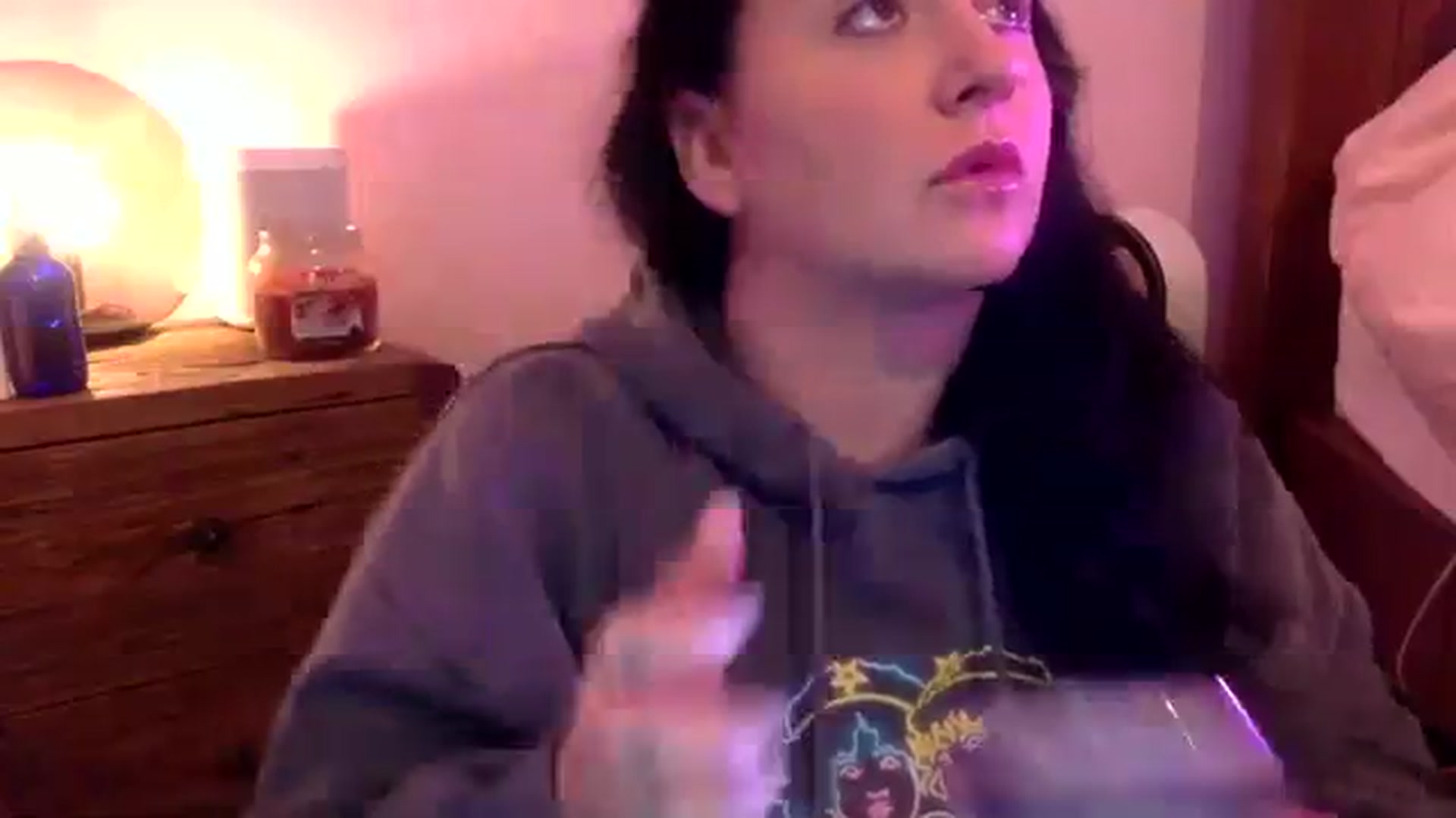 Gallery image thumbnail from Pandabella's myfreecams stream on, 09/24/2023, 22:24 image 6 of 20