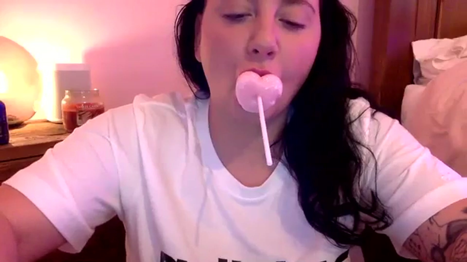 Gallery image thumbnail from Pandabella's myfreecams stream on, 09/25/2023, 16:16 image 10 of 20