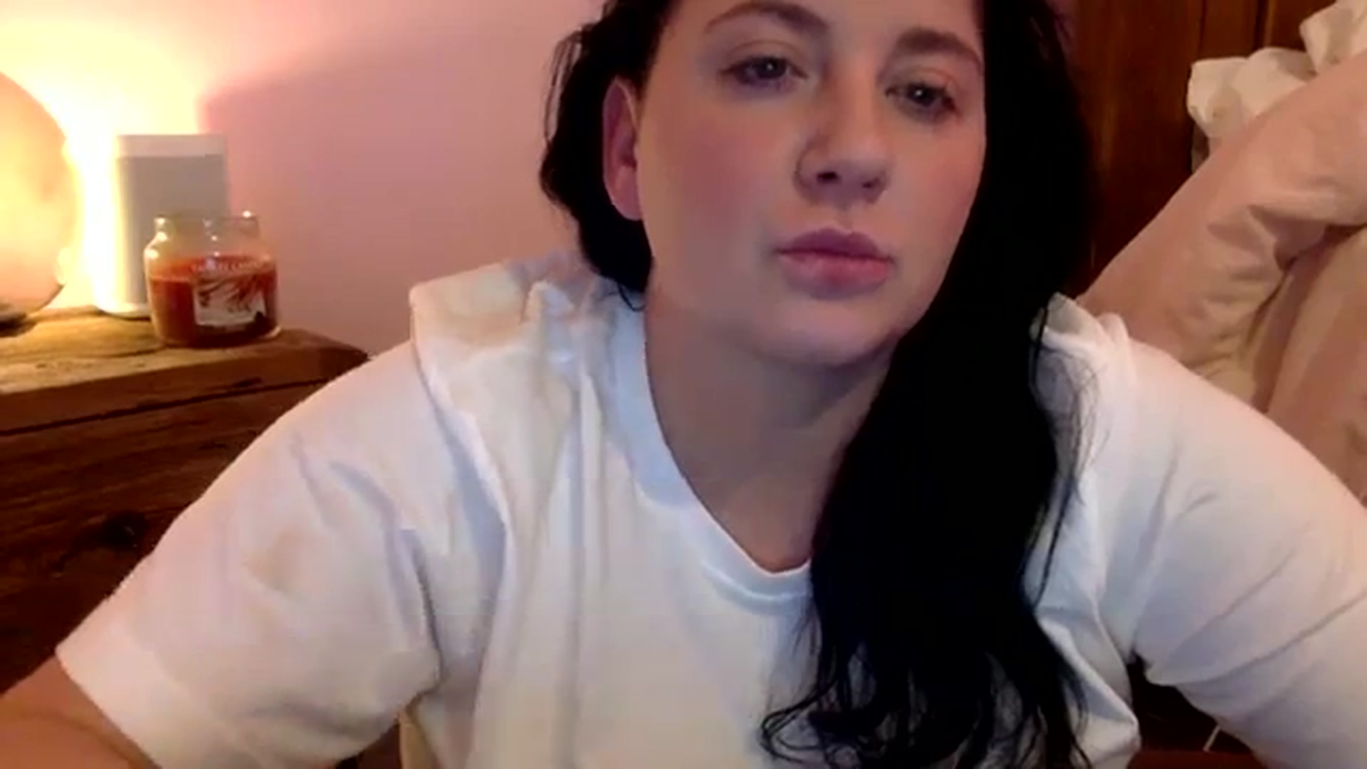 Gallery image thumbnail from Pandabella's myfreecams stream on, 09/25/2023, 21:56 image 12 of 20