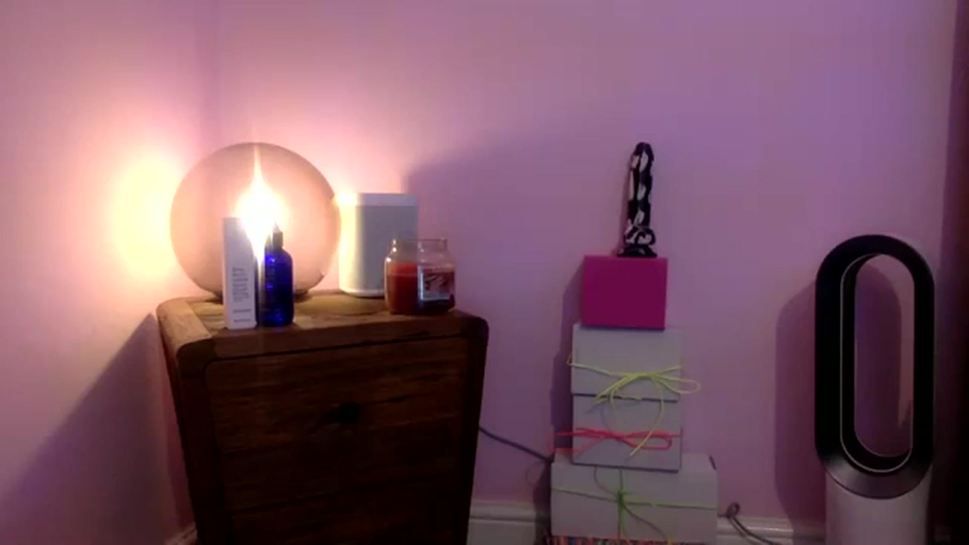 Gallery image thumbnail from Pandabella's myfreecams stream on, 10/01/2023, 22:23 image 18 of 20
