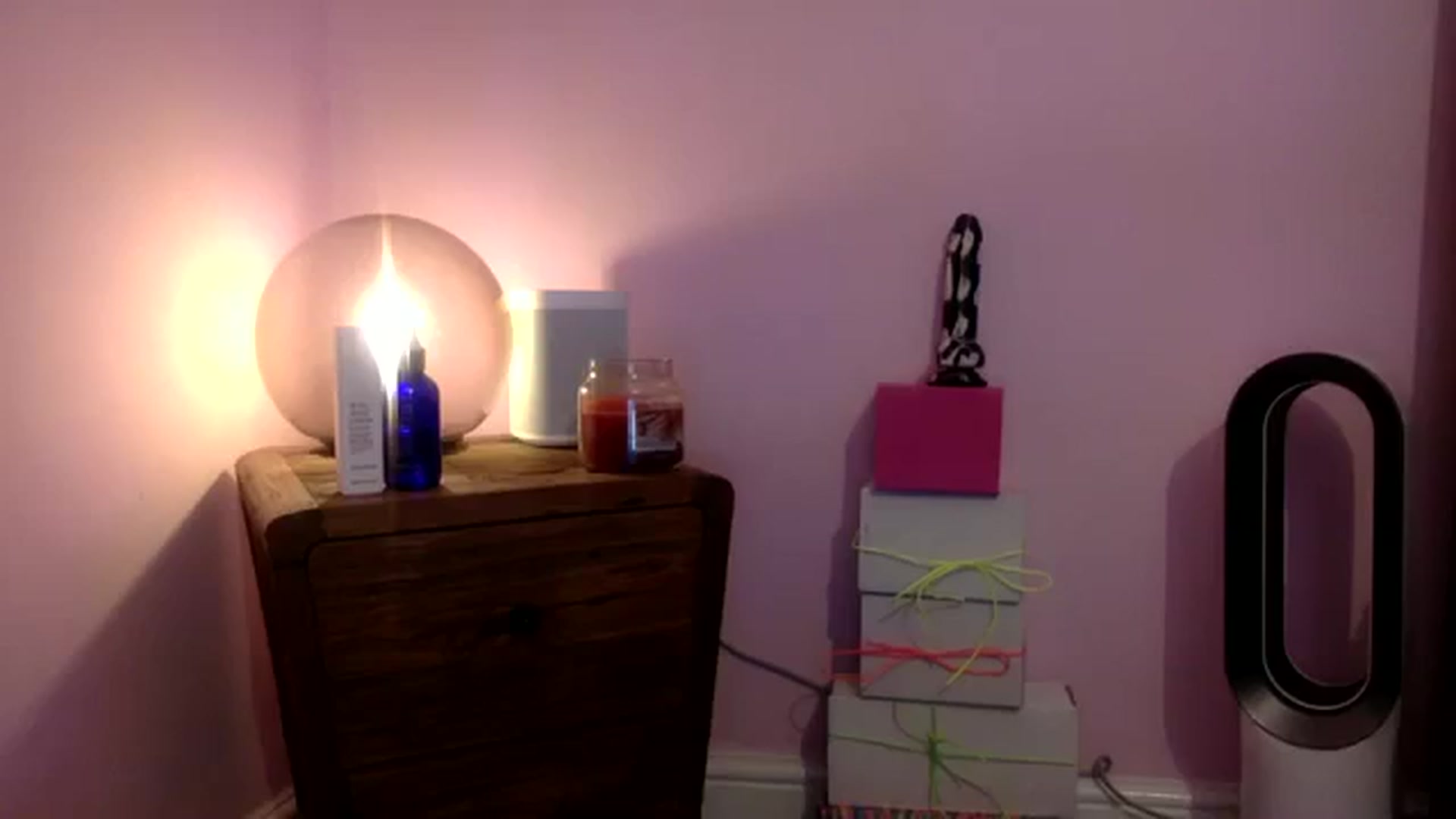 Gallery image thumbnail from Pandabella's myfreecams stream on, 10/01/2023, 22:23 image 17 of 20