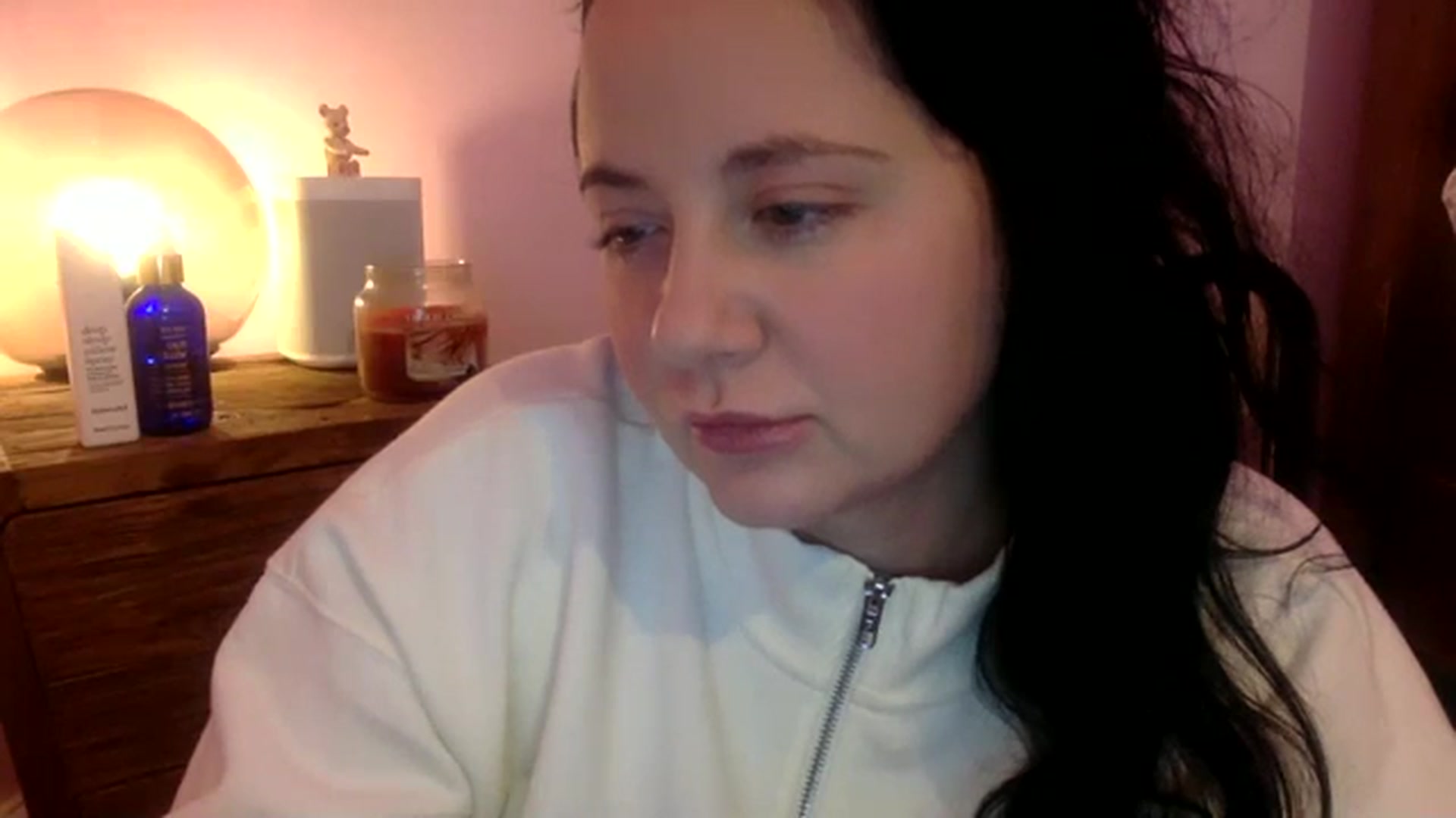 Gallery image thumbnail from Pandabella's myfreecams stream on, 10/19/2023, 24:05 image 2 of 20