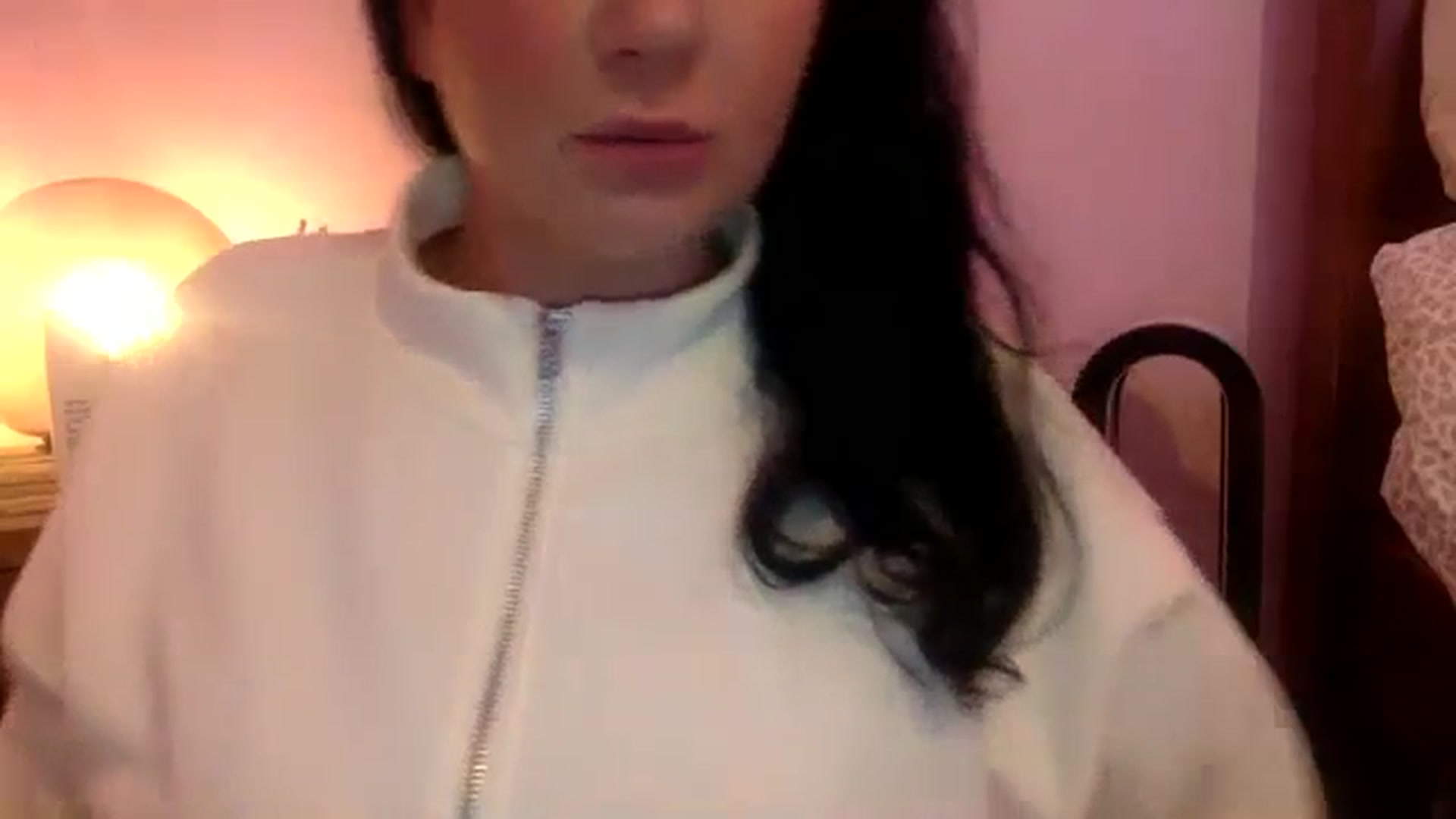 Gallery image thumbnail from Pandabella's myfreecams stream on, 10/19/2023, 24:05 image 11 of 20