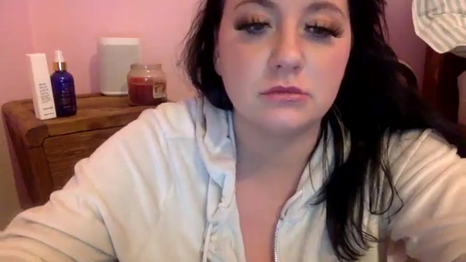 Gallery image thumbnail from Pandabella's myfreecams stream on, 11/04/2023, 01:55 image 16 of 20