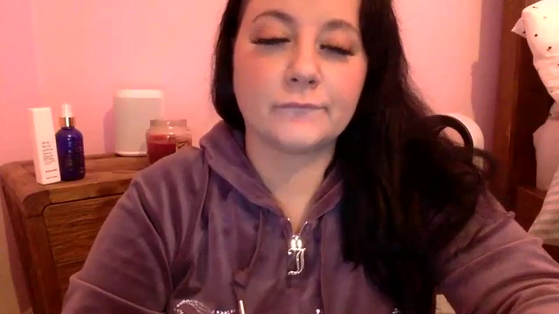 Gallery image thumbnail from Pandabella's myfreecams stream on, 11/05/2023, 03:58 image 3 of 20