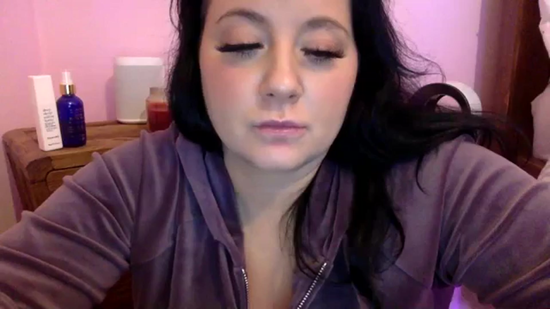 Gallery image thumbnail from Pandabella's myfreecams stream on, 11/05/2023, 05:22 image 14 of 20
