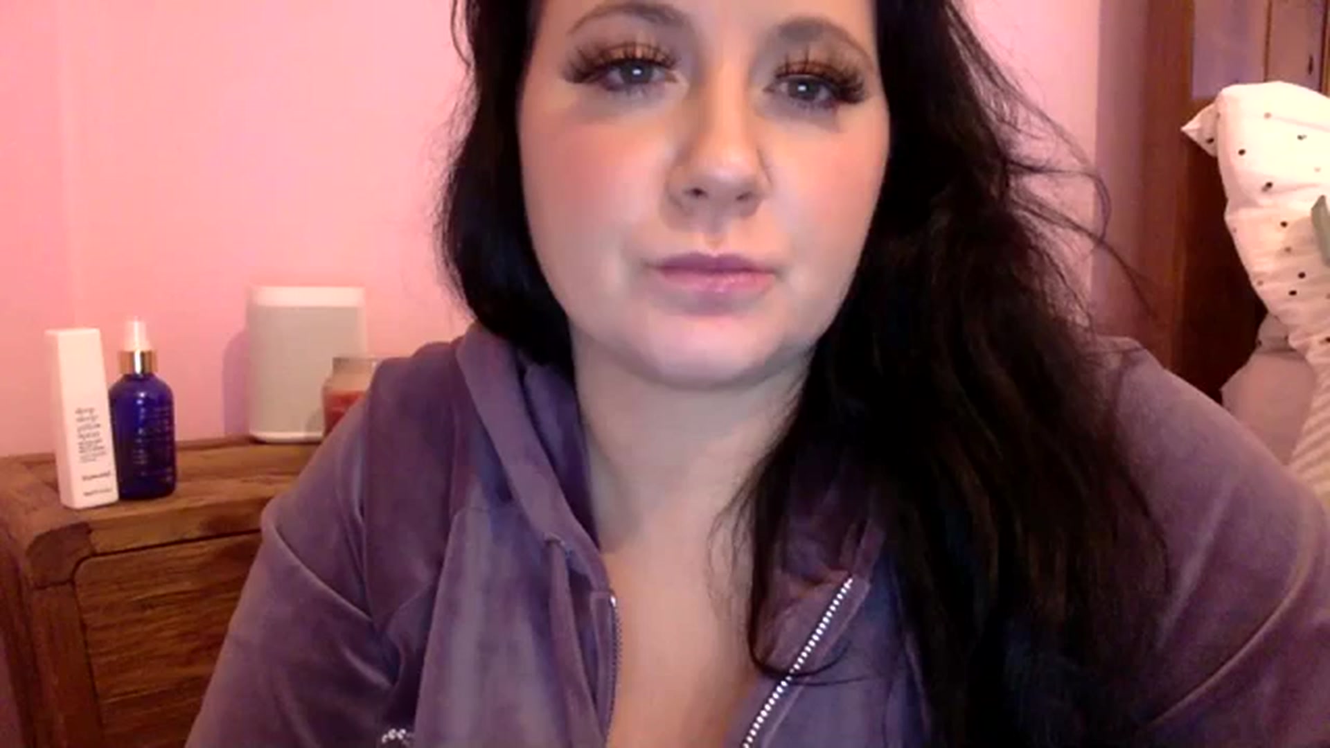 Gallery image thumbnail from Pandabella's myfreecams stream on, 11/05/2023, 05:22 image 17 of 20