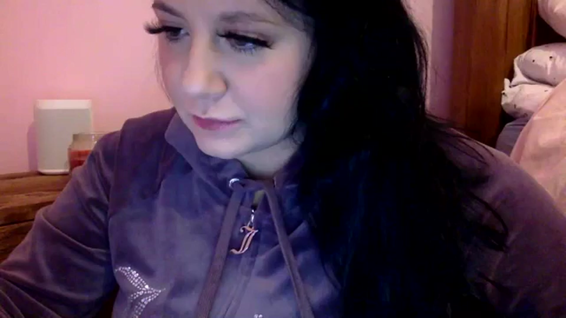 Gallery image thumbnail from Pandabella's myfreecams stream on, 11/07/2023, 03:46 image 8 of 20
