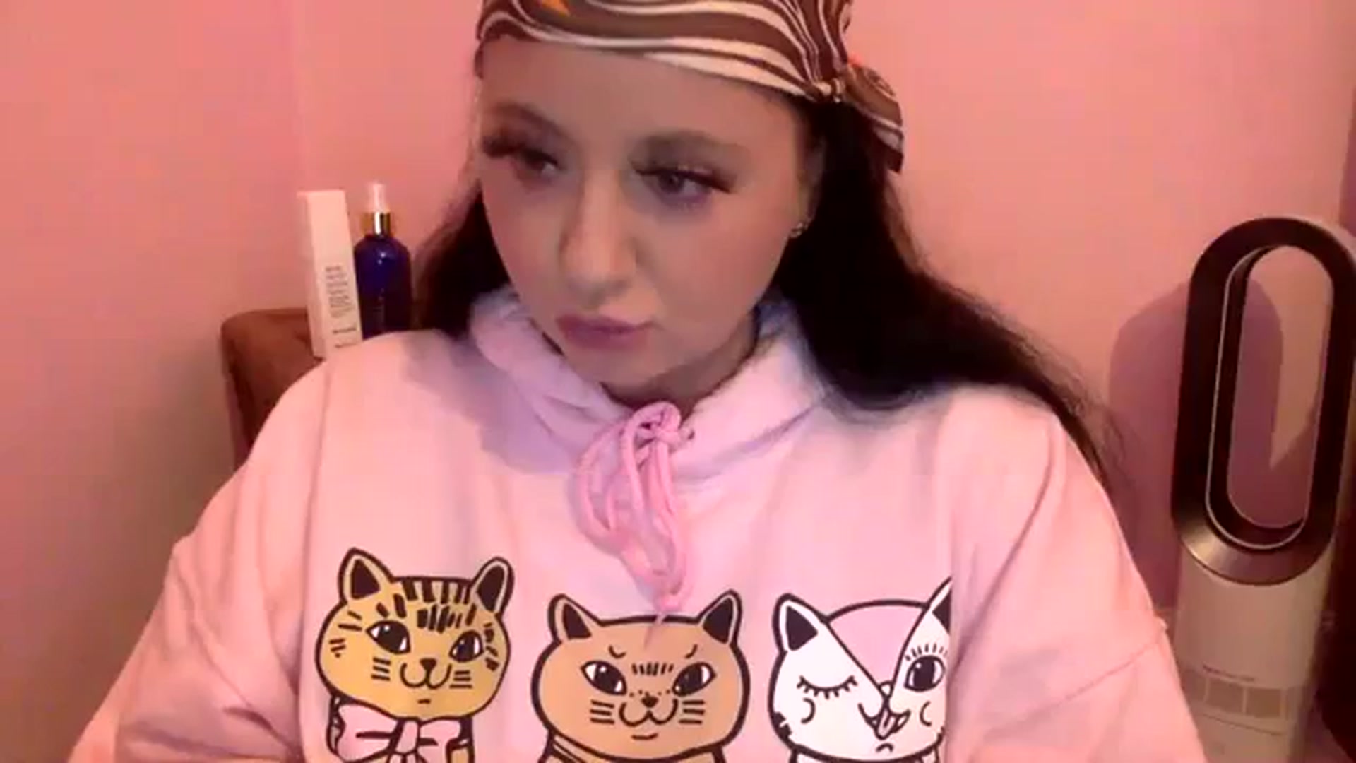 Gallery image thumbnail from Pandabella's myfreecams stream on, 11/09/2023, 04:27 image 19 of 20