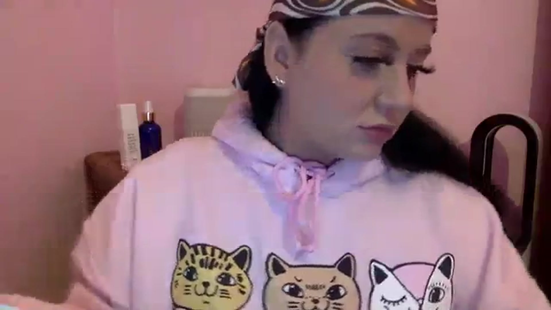 Gallery image thumbnail from Pandabella's myfreecams stream on, 11/09/2023, 05:51 image 4 of 20