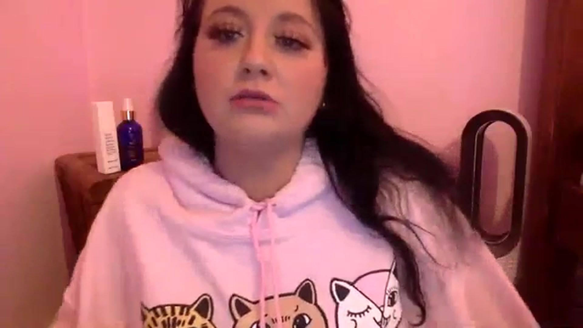 Gallery image thumbnail from Pandabella's myfreecams stream on, 11/09/2023, 07:07 image 13 of 20