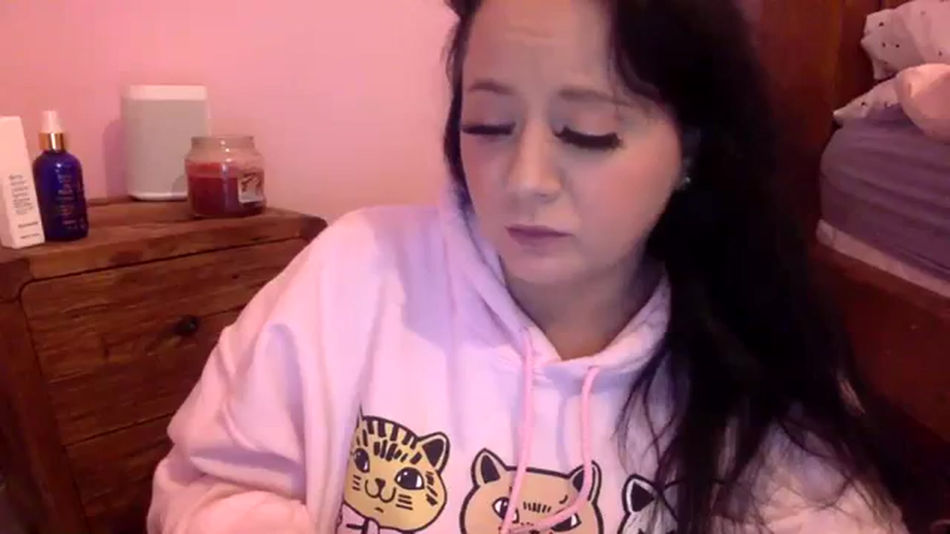 Gallery image thumbnail from Pandabella's myfreecams stream on, 11/09/2023, 07:07 image 1 of 20