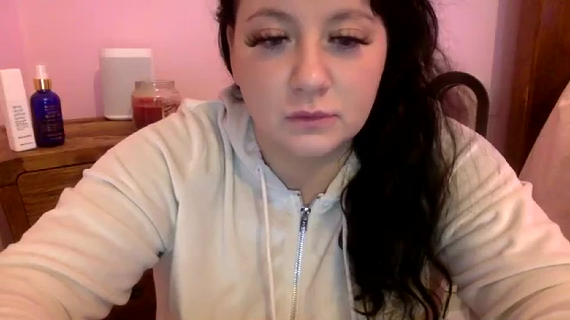 Gallery image thumbnail from Pandabella's myfreecams stream on, 11/11/2023, 15:21 image 15 of 20