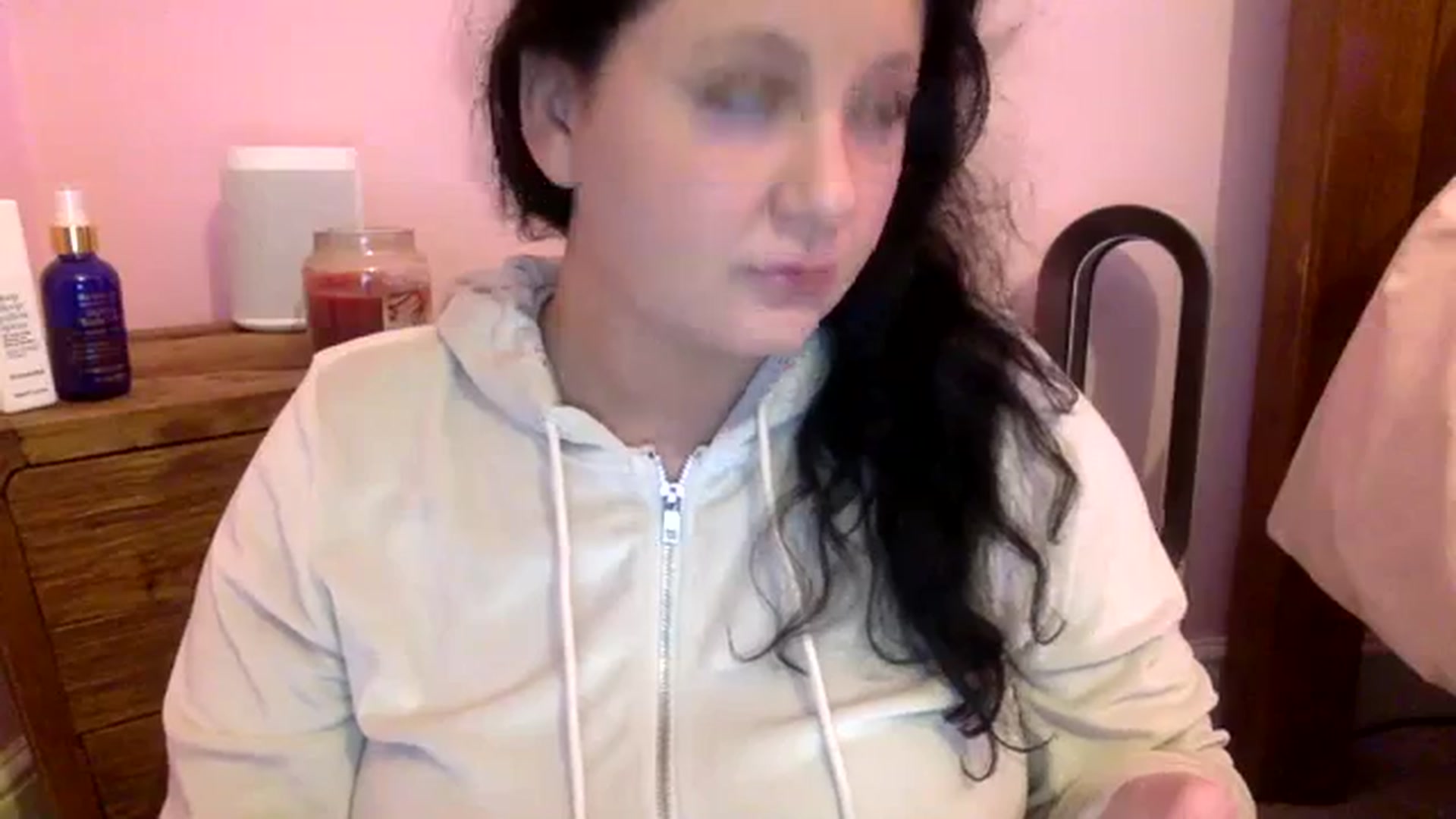 Gallery image thumbnail from Pandabella's myfreecams stream on, 11/11/2023, 15:21 image 10 of 20