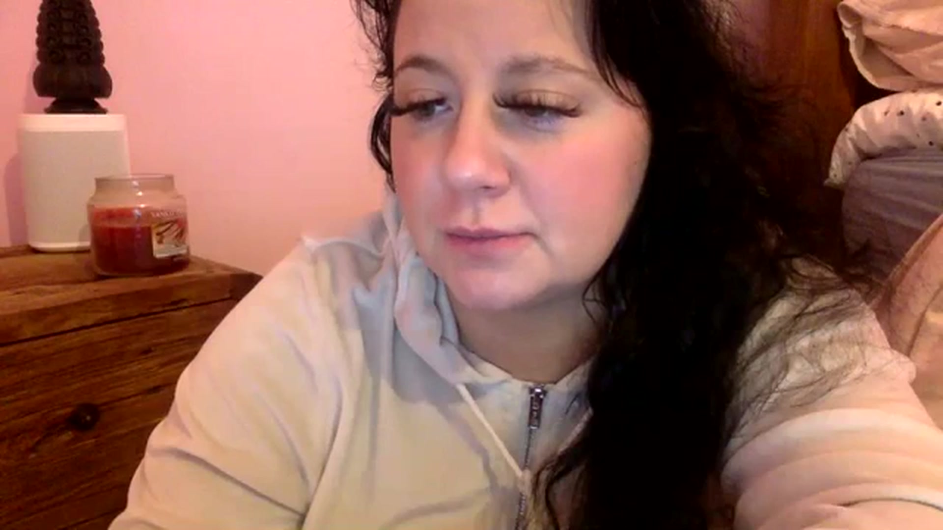 Gallery image thumbnail from Pandabella's myfreecams stream on, 11/12/2023, 05:40 image 17 of 20