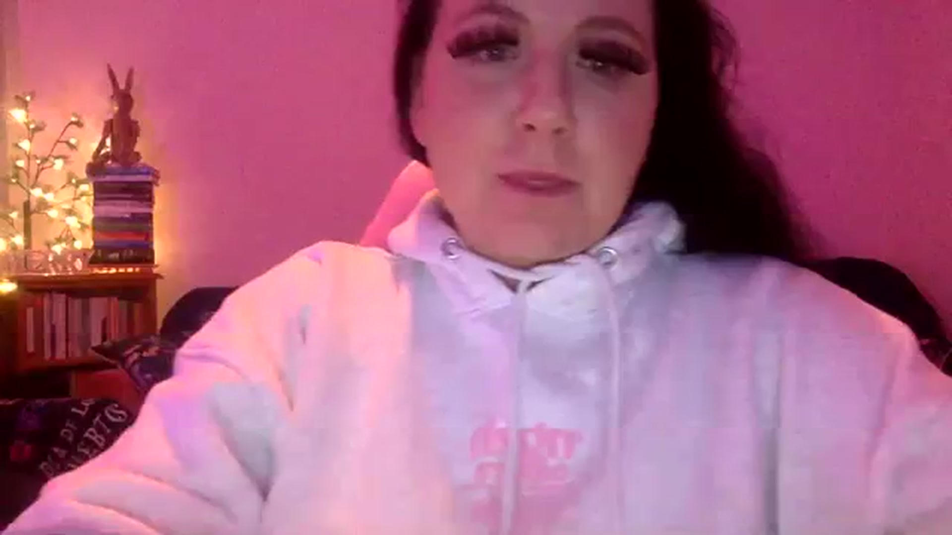 Gallery image thumbnail from Pandabella's myfreecams stream on, 12/05/2023, 03:53 image 4 of 20