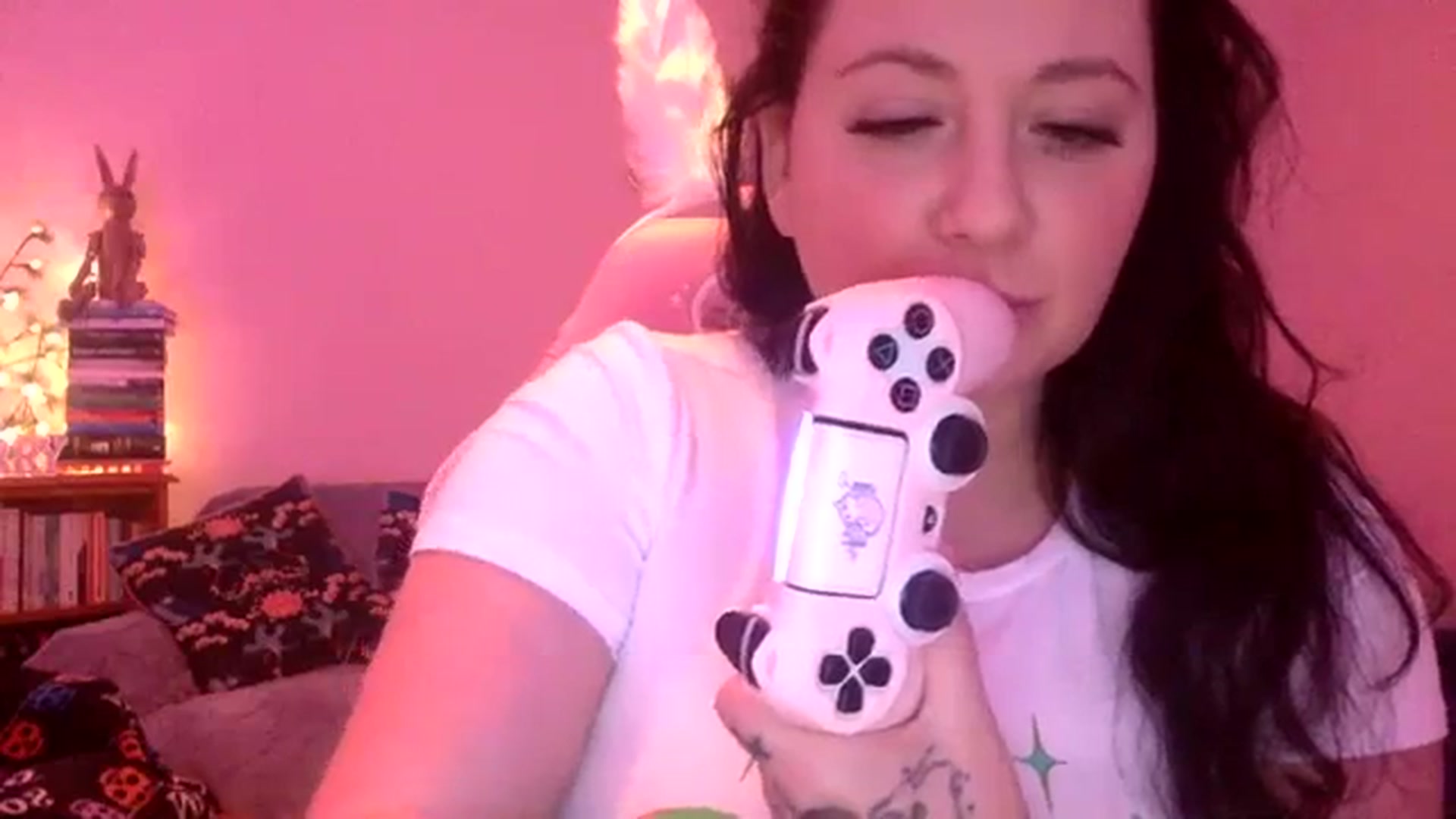 Gallery image thumbnail from Pandabella's myfreecams stream on, 12/10/2023, 09:02 image 6 of 20