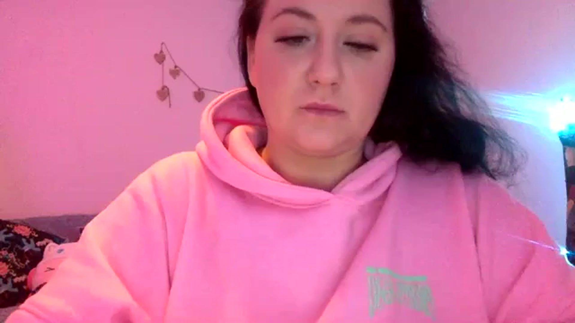 Gallery image thumbnail from Pandabella's myfreecams stream on, 12/16/2023, 07:58 image 5 of 20