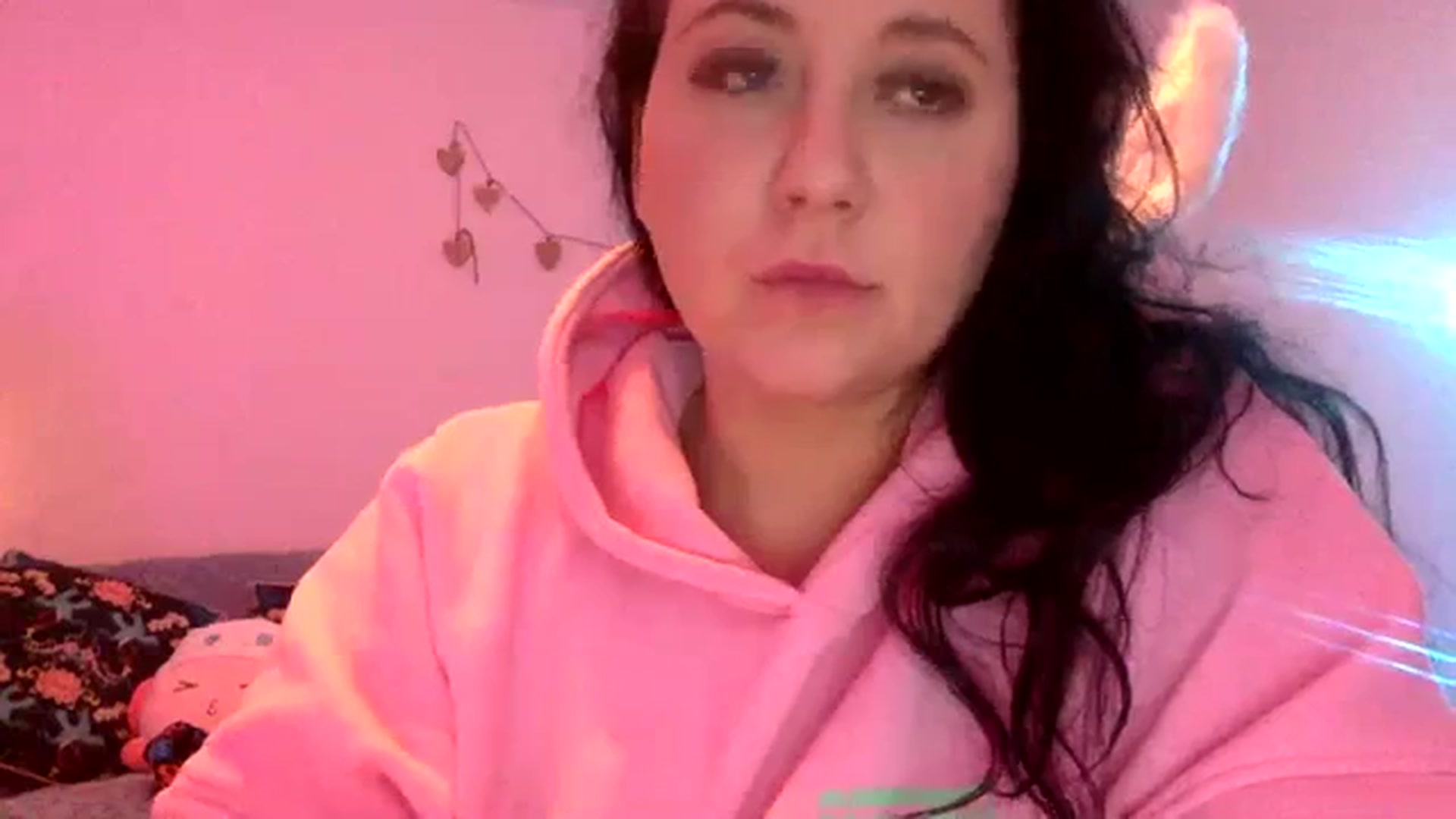 Gallery image thumbnail from Pandabella's myfreecams stream on, 12/16/2023, 07:58 image 18 of 20