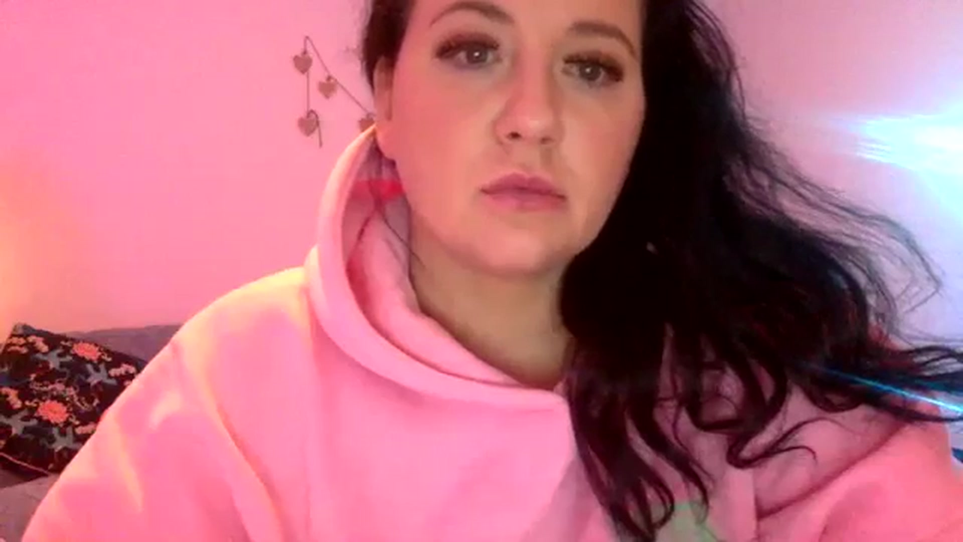 Gallery image thumbnail from Pandabella's myfreecams stream on, 12/16/2023, 07:58 image 14 of 20