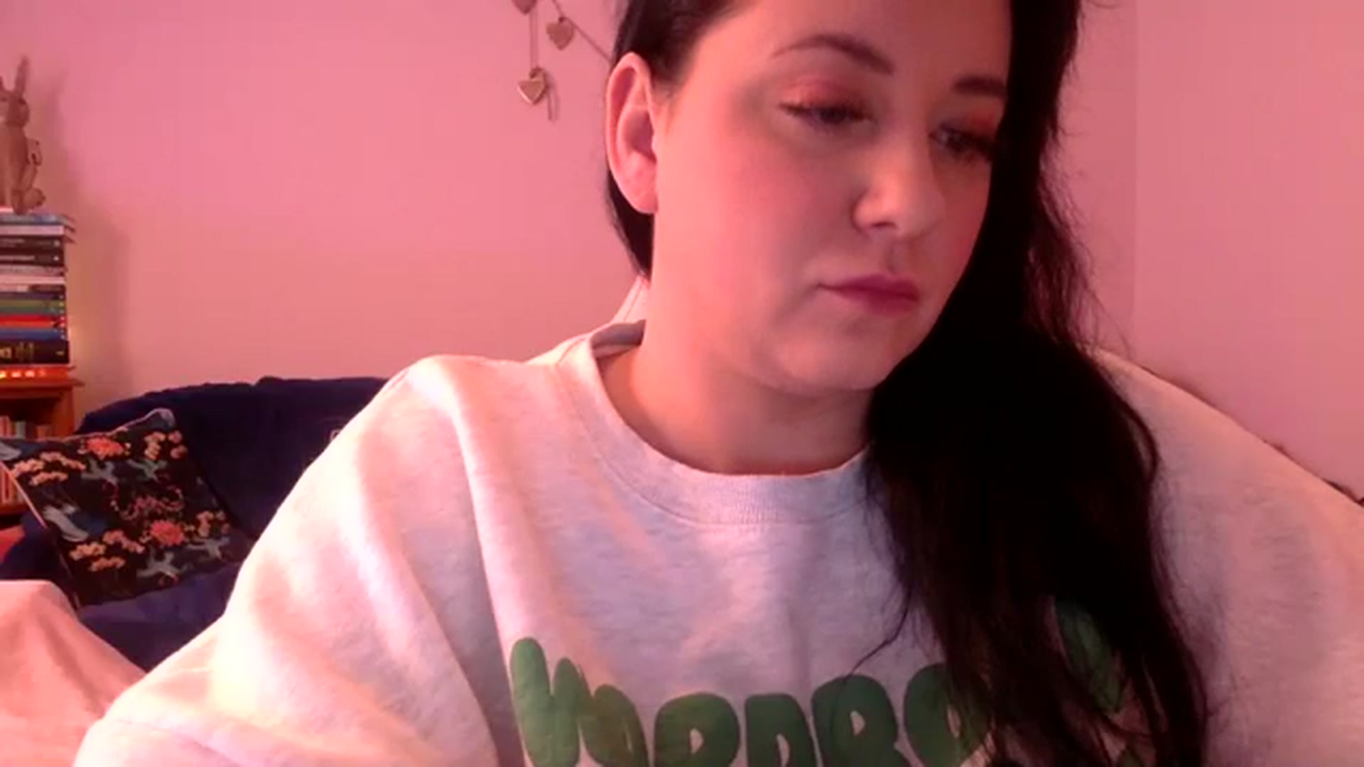 Gallery image thumbnail from Pandabella's myfreecams stream on, 12/17/2023, 09:21 image 4 of 20