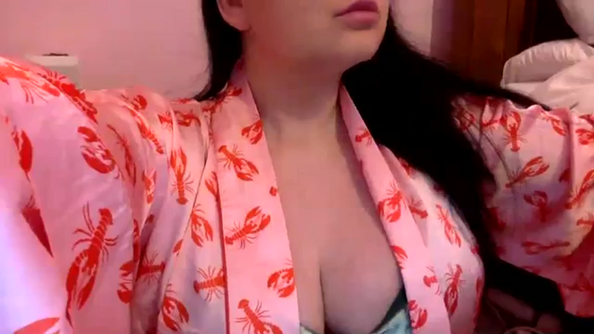 Gallery image thumbnail from Pandabella's myfreecams stream on, 12/23/2023, 20:05 image 9 of 20