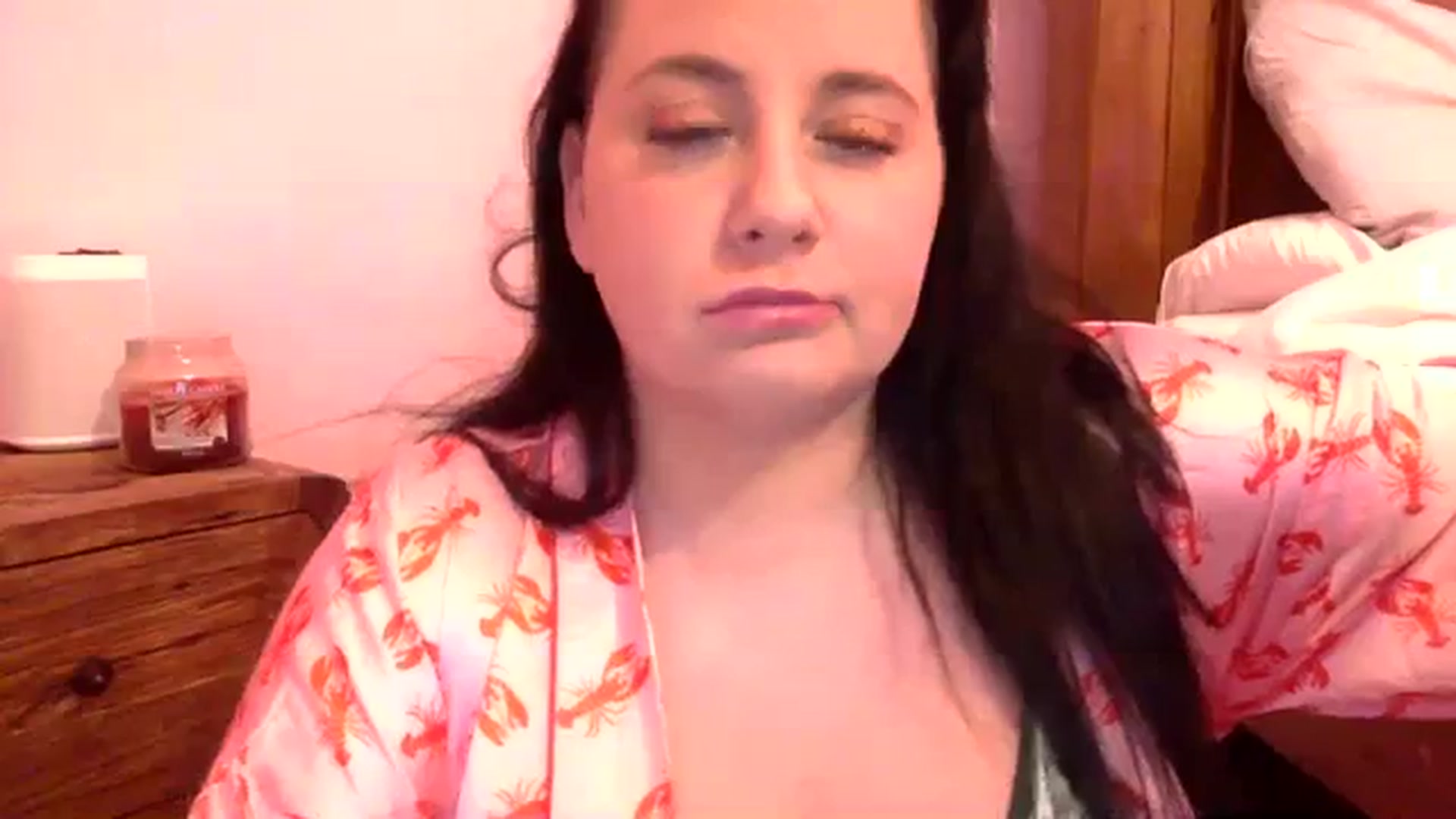 Gallery image thumbnail from Pandabella's myfreecams stream on, 12/23/2023, 20:05 image 12 of 20