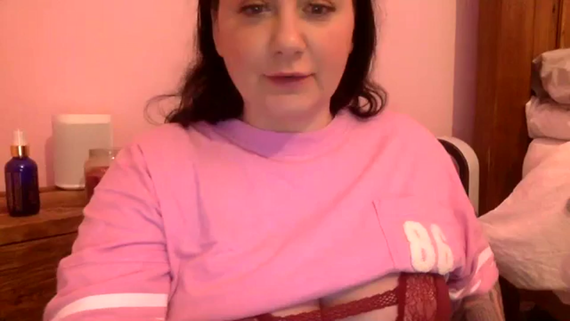 Gallery image thumbnail from Pandabella's myfreecams stream on, 12/30/2023, 17:22 image 15 of 20