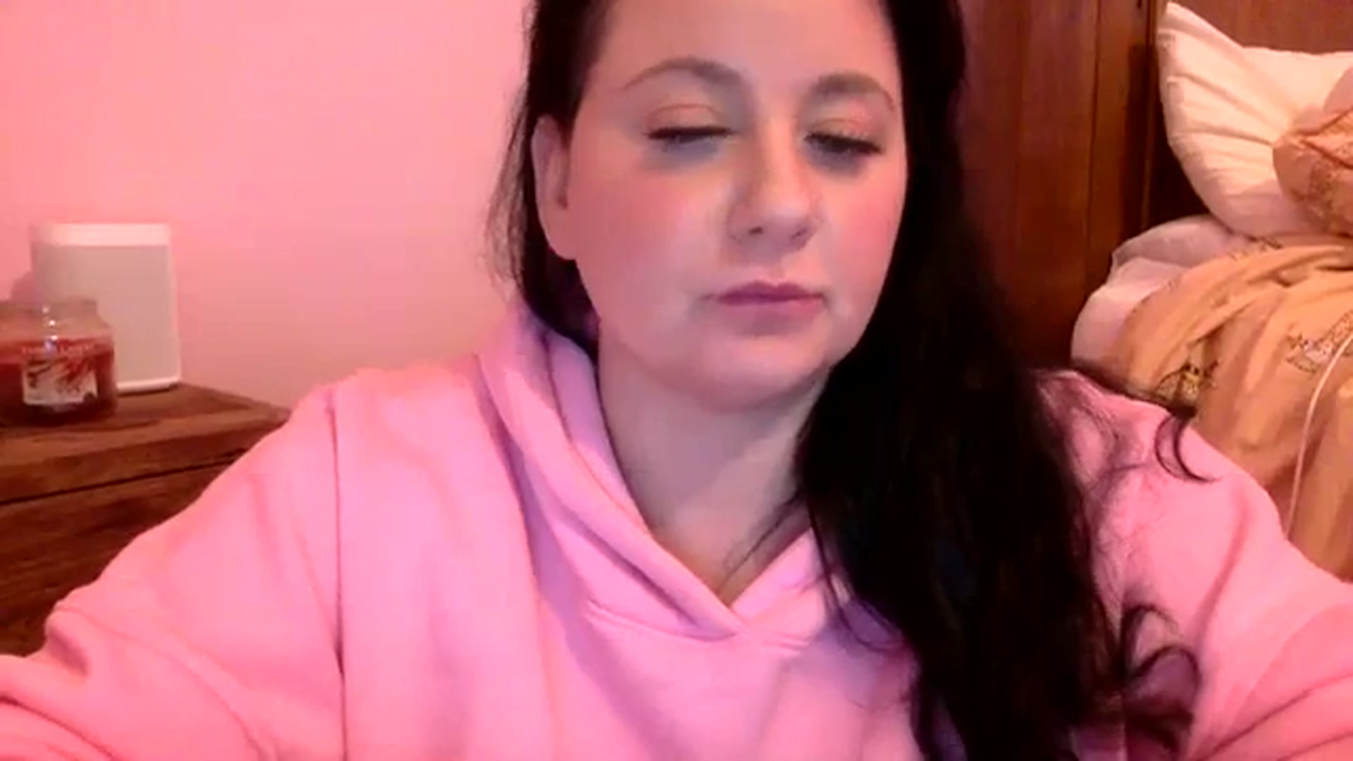 Gallery image thumbnail from Pandabella's myfreecams stream on, 01/02/2024, 24:00 image 15 of 20