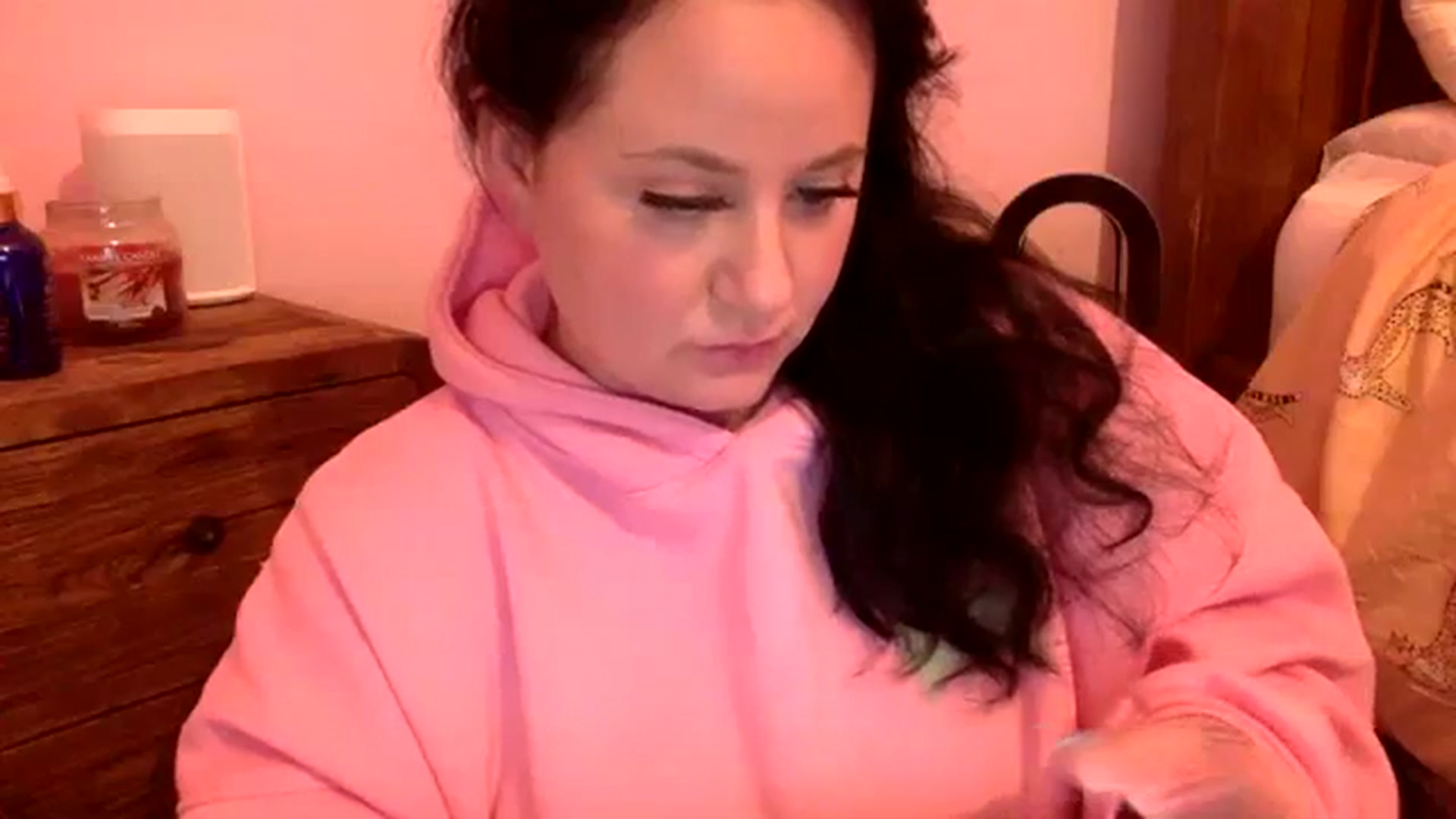 Gallery image thumbnail from Pandabella's myfreecams stream on, 01/02/2024, 24:49 image 2 of 20
