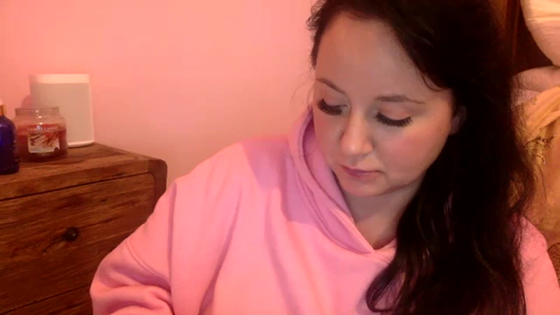 Gallery image thumbnail from Pandabella's myfreecams stream on, 01/02/2024, 24:49 image 19 of 20