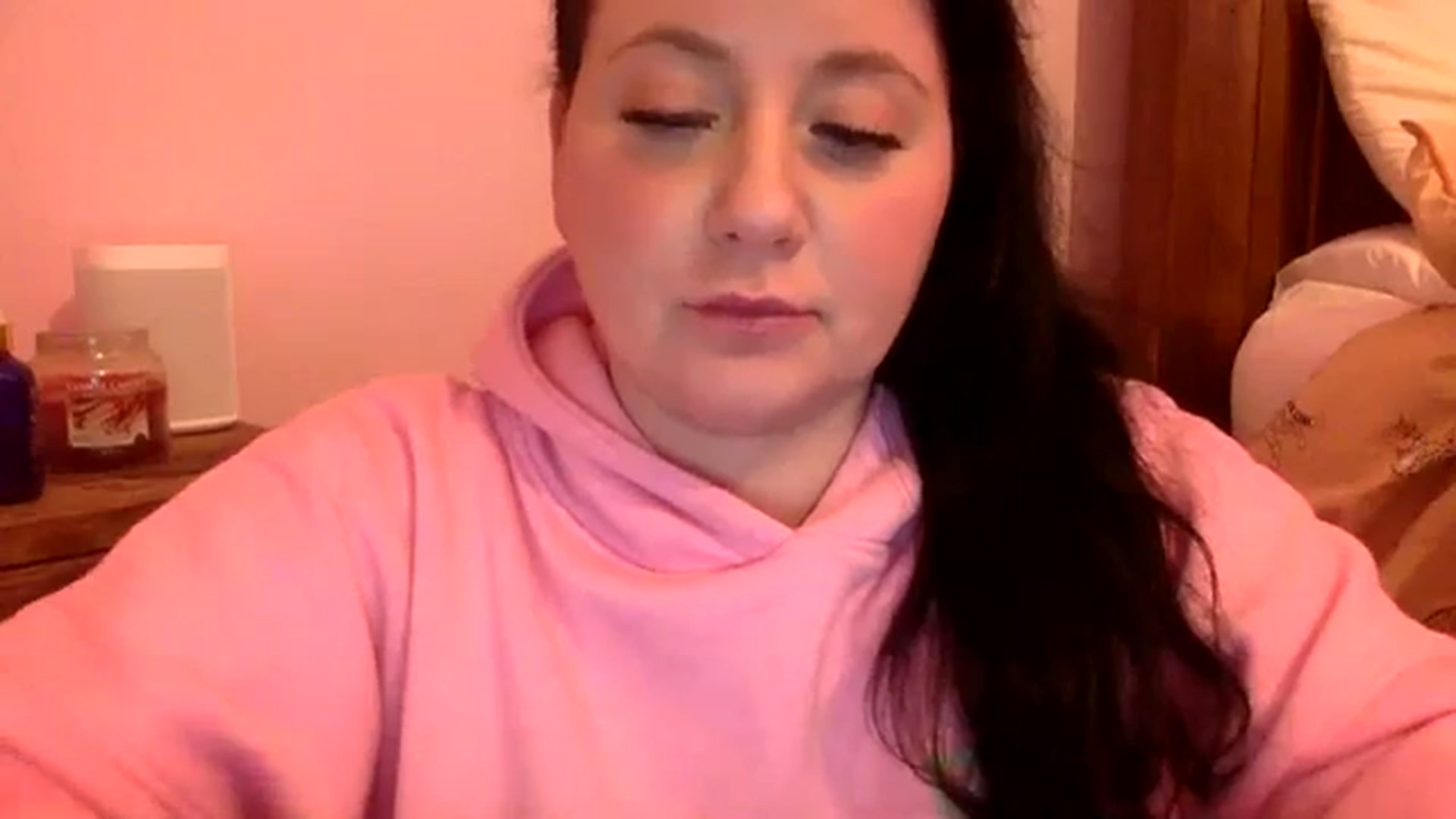 Gallery image thumbnail from Pandabella's myfreecams stream on, 01/02/2024, 01:10 image 3 of 20