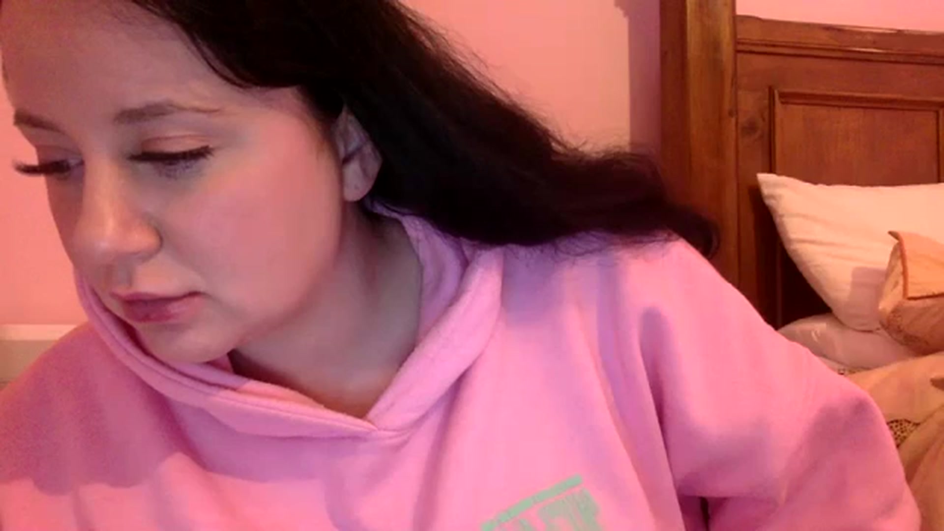 Gallery image thumbnail from Pandabella's myfreecams stream on, 01/02/2024, 02:27 image 10 of 20
