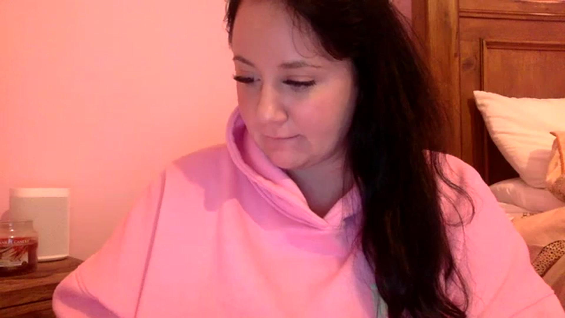 Gallery image thumbnail from Pandabella's myfreecams stream on, 01/02/2024, 02:27 image 18 of 20