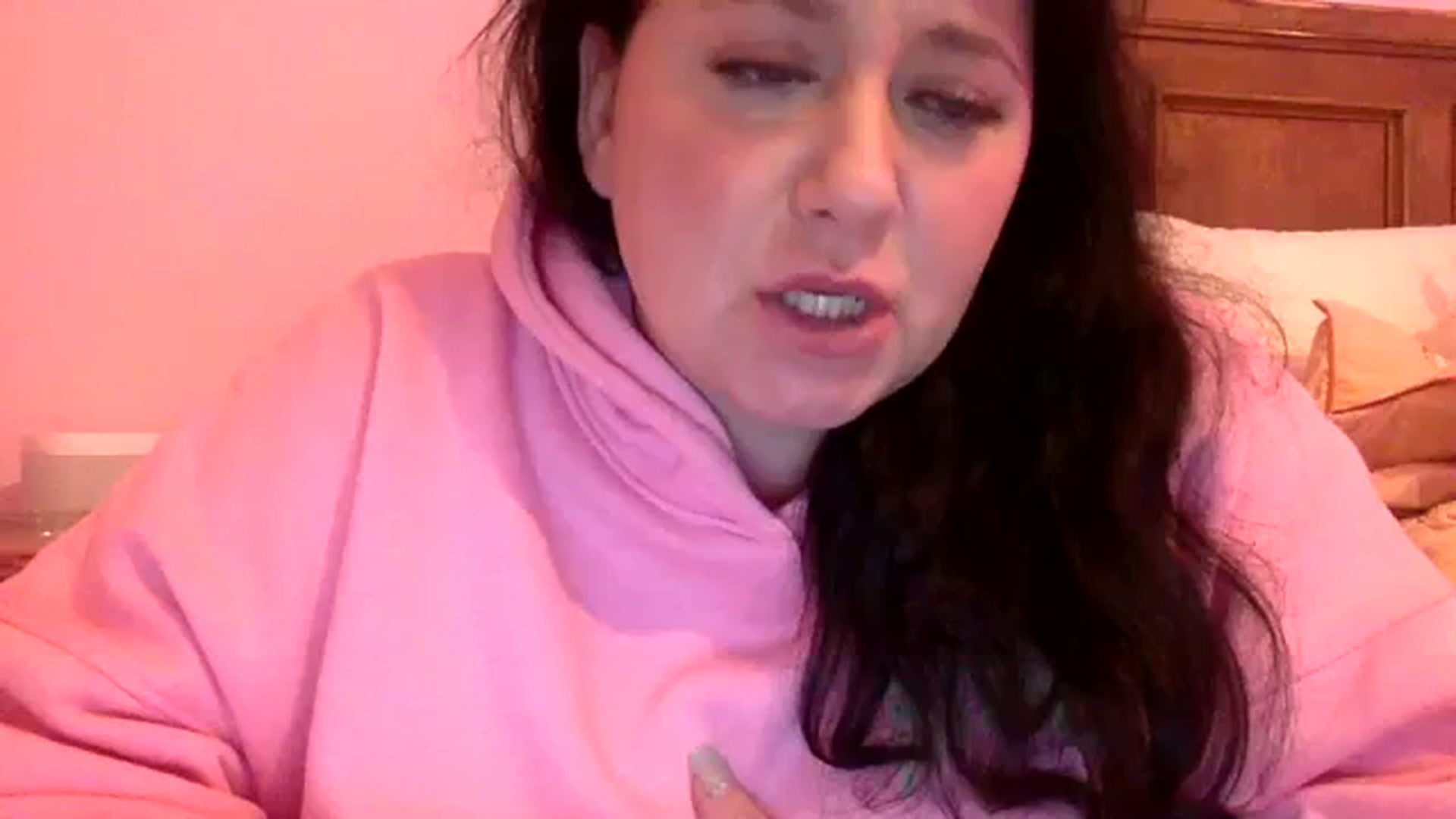 Gallery image thumbnail from Pandabella's myfreecams stream on, 01/02/2024, 02:27 image 1 of 20