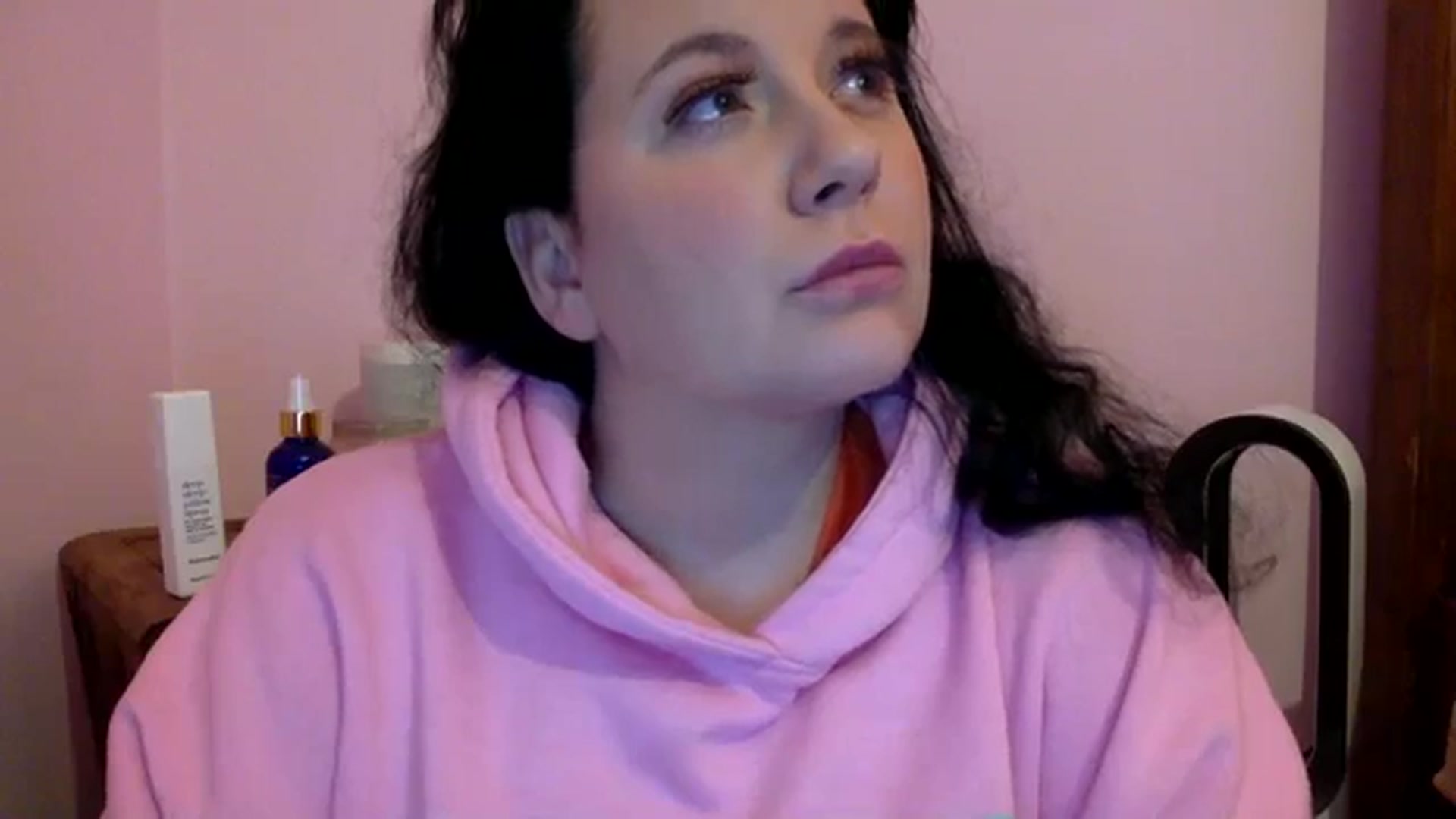Gallery image thumbnail from Pandabella's myfreecams stream on, 01/09/2024, 02:02 image 2 of 20