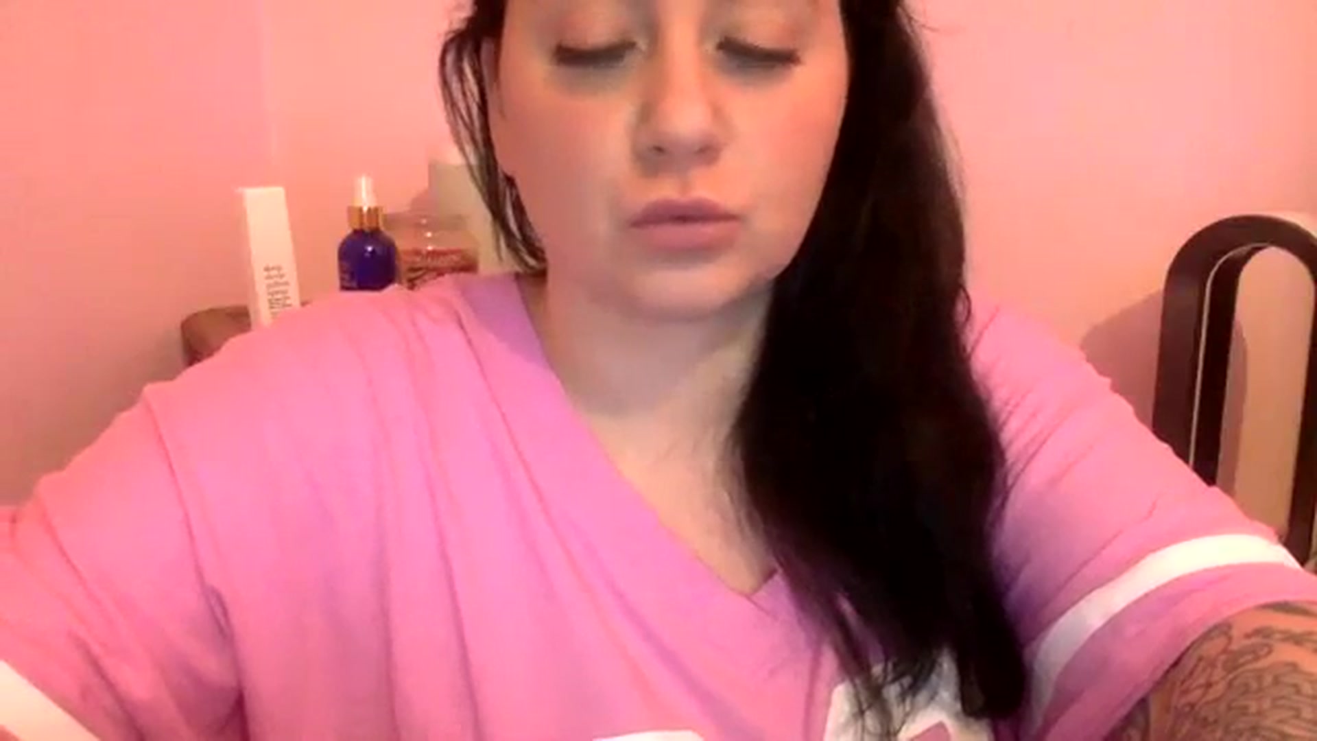 Gallery image thumbnail from Pandabella's myfreecams stream on, 01/11/2024, 02:00 image 10 of 20