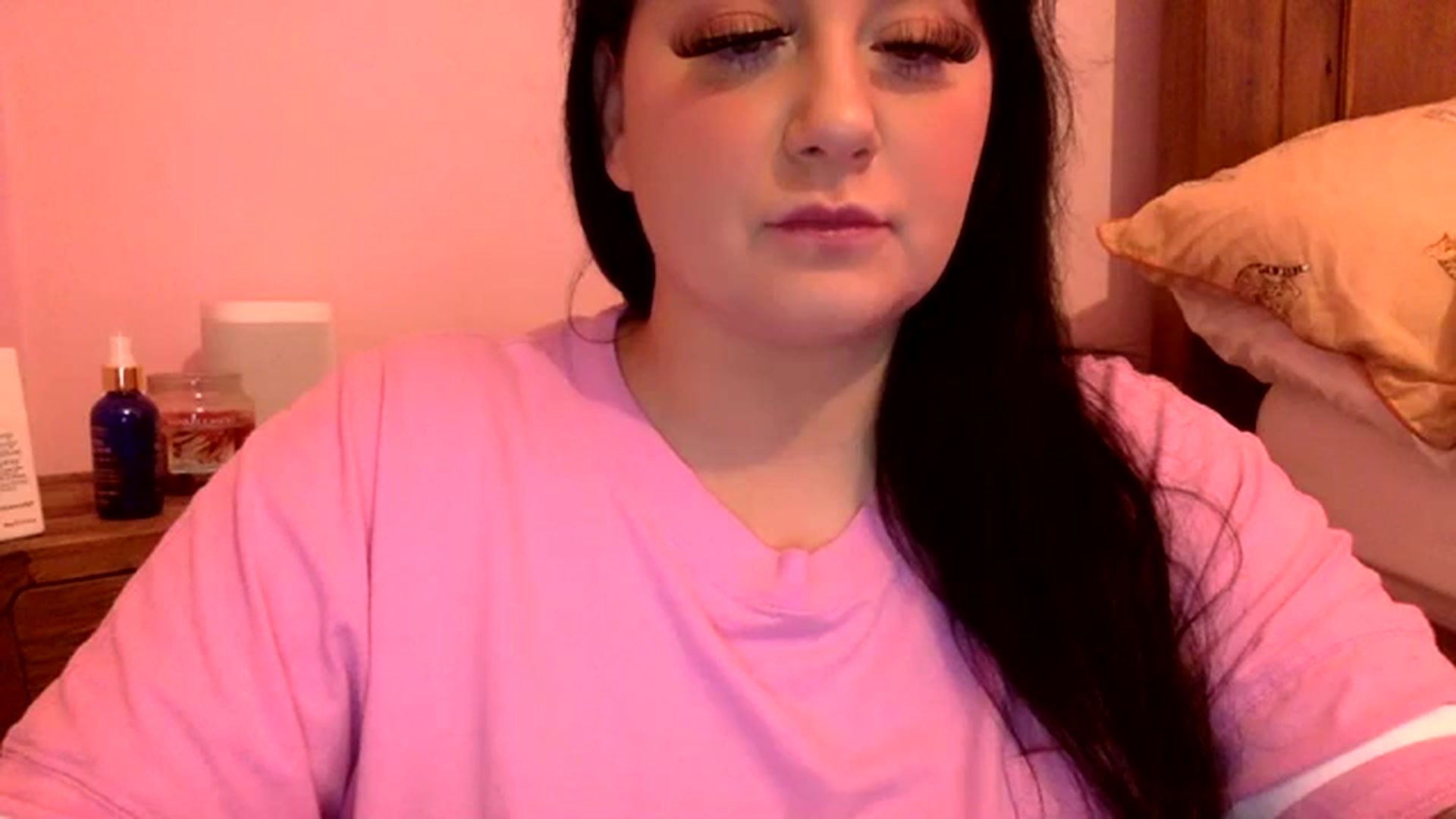 Gallery image thumbnail from Pandabella's myfreecams stream on, 01/13/2024, 23:02 image 7 of 20