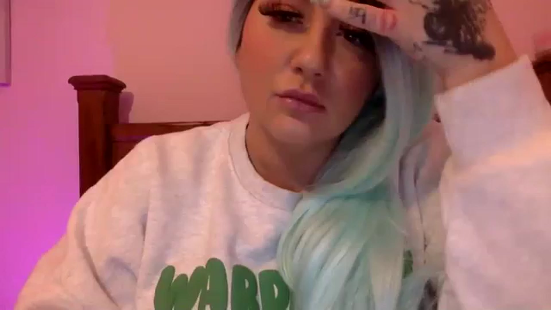 Gallery image thumbnail from Pandabella's myfreecams stream on, 01/15/2024, 05:21 image 1 of 20