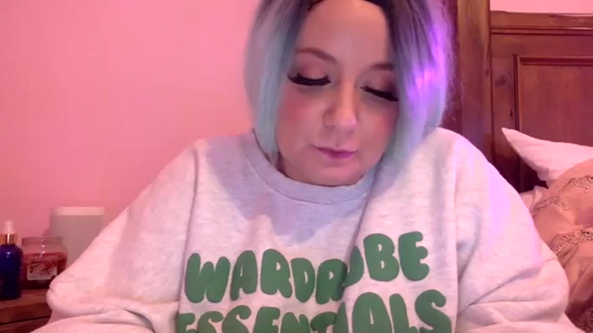 Gallery image thumbnail from Pandabella's myfreecams stream on, 01/15/2024, 05:21 image 16 of 20