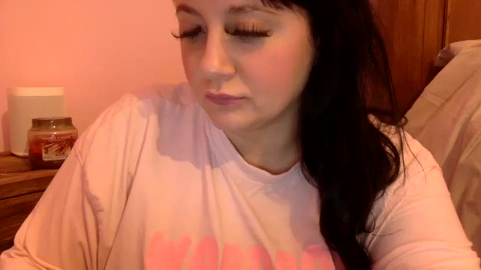 Gallery image thumbnail from Pandabella's myfreecams stream on, 01/17/2024, 19:23 image 12 of 20